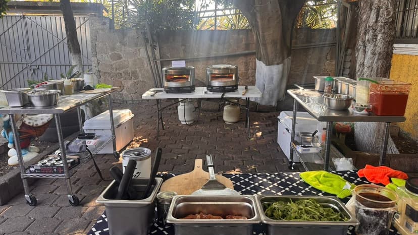 Montaje de Pizza Station en patio